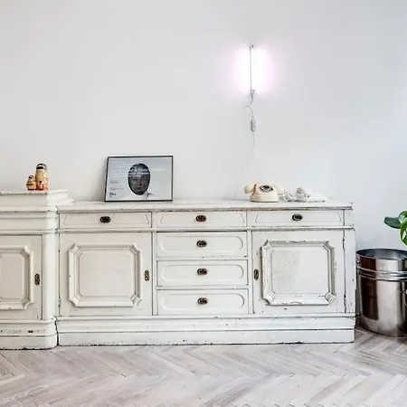 Fresh Designed With Balcony Apartment *
